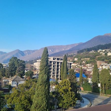 Ахра Hotel Gagra Esterno foto