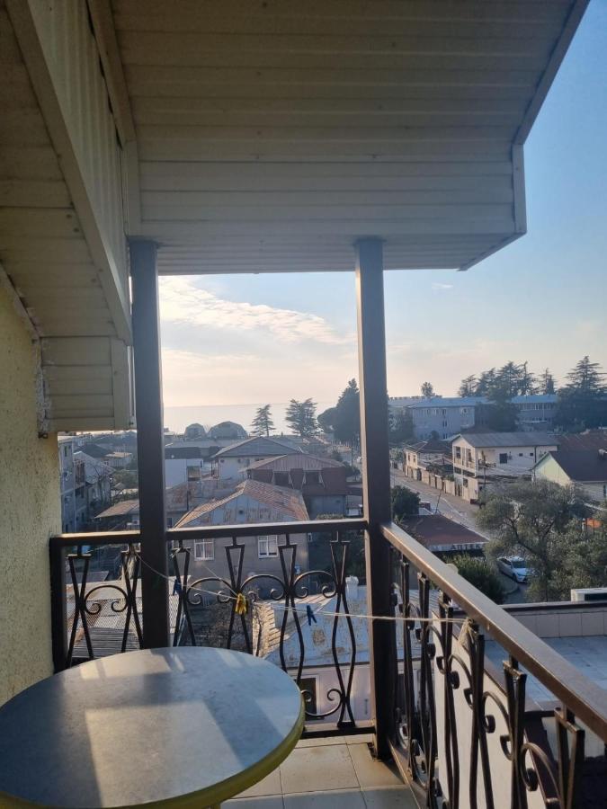 Ахра Hotel Gagra Esterno foto