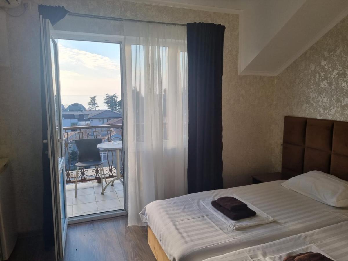 Ахра Hotel Gagra Esterno foto